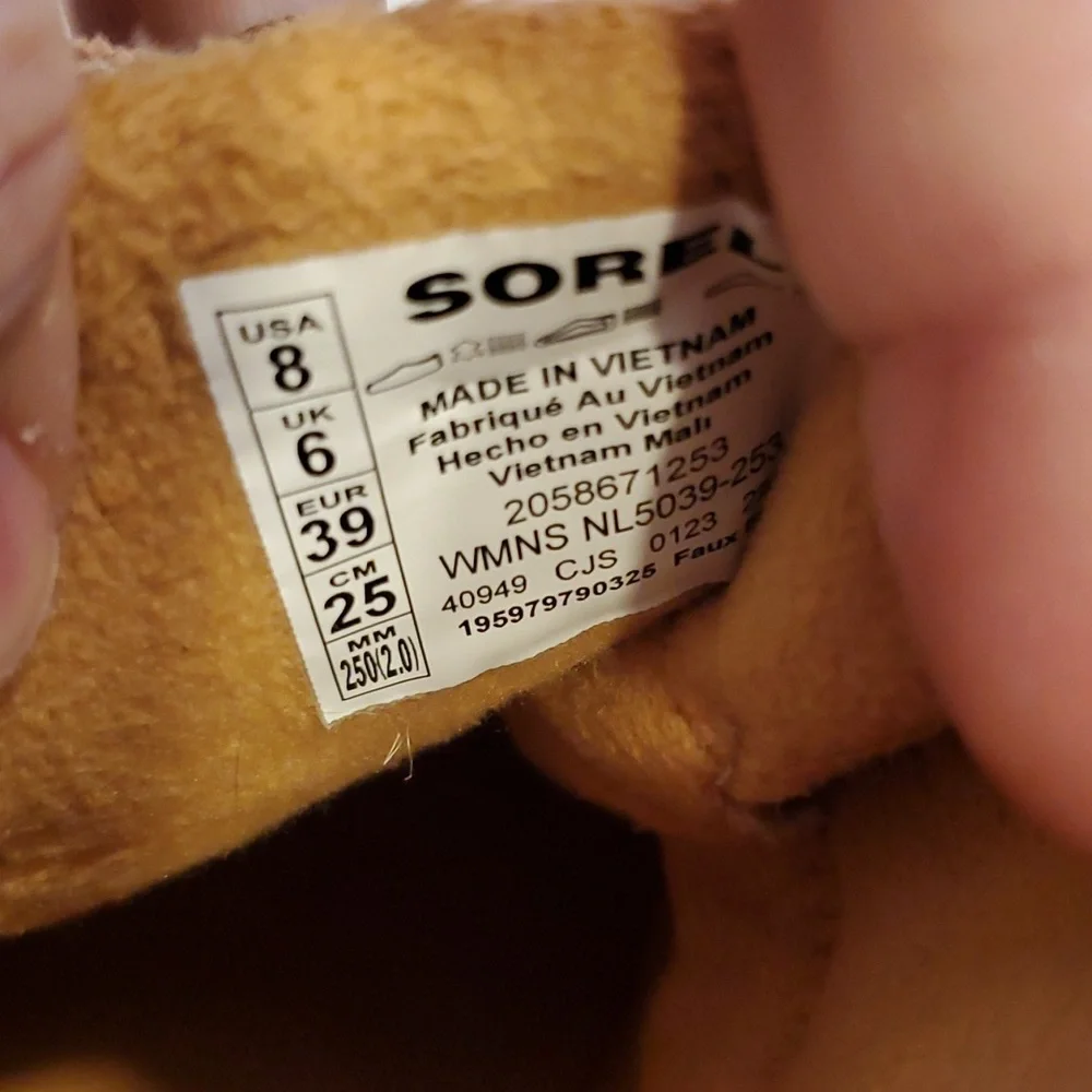 Sorel Women's Winter Boots - Tan and Black - Picture 10 of 11